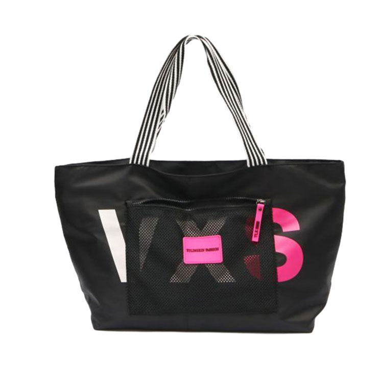 Како да се отстрани мирисот на Oxford Cloth Totes?